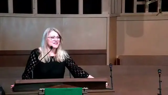 The preacher at the start of Worship service, July 17th, 2022